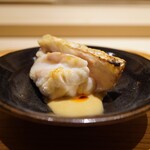 炎水 - ●焼きふぐ
      胡麻ダレ。