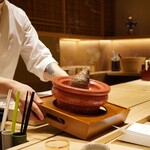 炎水 - 目を見張るサイズの富田林の海老芋。