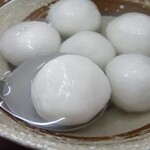 にゃーじの台湾茶房 - 黒芝麻と雑穀のもちもち湯圓