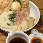 讃岐うどん　志成 - 