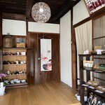 にゃーじの台湾茶房 - 大正生まれの建物の玄関