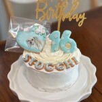 カフェ ルー - ワンちゃん用誕生日ケーキとアイシングクッキー例