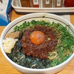 濃厚担々麺 はなび  - 卓上の調味料をお好みで追加