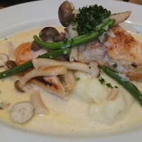 LE PORTIER Par Aux Delices de dodine Toranomon - 鶏むね肉のローストキノコクリームソース