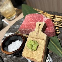 近江うし 焼肉 にくTATSU 青山本店 - 