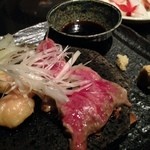 卯夢 - 馬肉の溶岩焼