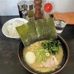 横浜家系らーめん 雷家 - 