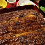 Sumiyaki Unafuji - 肉厚の『青うなぎ』を贅沢に堪能