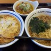 山田うどん食堂 - 