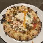 Yuu's PIZZA - ビスマルク ランチセットでサラダと飲み放題のアイスピーチティーが付いて1,500円