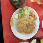 館山食堂 - 肉厚アジフライ