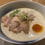 ラーメン 喜左衛門 - 鶏白湯、930円