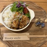 MR cafe - からあげランチ