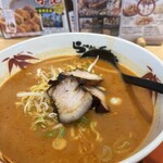 らーめん世界 - 中から粉末唐辛子が大量にww