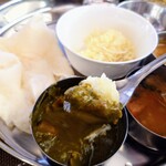 NEPAL KITCHEN HimAL - グリーンカレー②