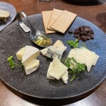 RIGOLETTO　TAPAS　LOUNGE - チーズ盛り合わせ