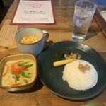 Ajian Baru Punka - グリーンカレー　ランチセット