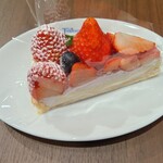 フルーツケーキファクトリー  - 