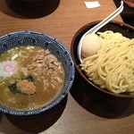 六厘舎 東京駅東京ラーメンストリート - 得製つけめん（1050円）