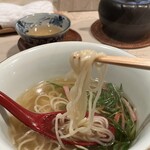 オーパス ワン - 出汁の効いた　そばは絶品‼️