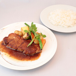 ラ・メゾン白金グラン カフェ_0