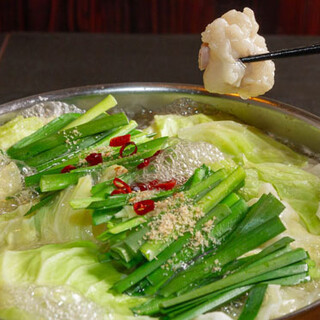 Only the small intestines of carefully selected Wagyu beef are used. ◎The best Motsu-nabe (Offal hotpot) that rivals the authentic Hakata one.