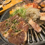 Yakiniku Kankokuryouri Yaku Yaku Shokudou - 