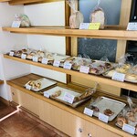 無添加パン工房 あきもと - 店内