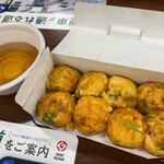 たこやき専門店　たこばやし　 - 明石焼風だしたこ焼 690円