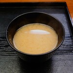 玉屋 - 出汁が効いた美味しいお味噌汁。