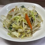 岐阜屋 - 野菜炒め450円