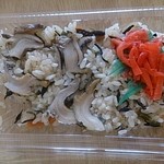 マルサン工藤商店 - つぶ飯☆２８０円(小)