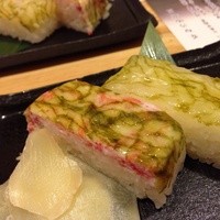 きときと 名古屋店 - 蟹と白海老の押し寿司