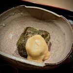 茜坂大沼 - シグニチャーの揚げ豆腐、何かな ? 何かな ? とヒト盛り上がりし、 「春菊♡」嬉しい、熱々を掬って口に入れた途端に広がる芳香に、一同フワァ～ッ♡