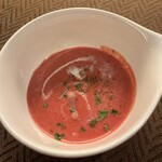 キャラント キャトル - Aランチ1,600円のスープ・ビーツのスープ