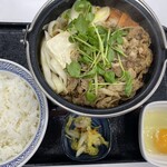 Yoshinoya - 2024/01/17
                        牛すき鍋膳 肉増量 大飯×2 787円→587円
                        ✳︎あすトククーポン-200円
                        ✳︎肉増量キャンペーン
                        ✳︎楽天スタンプ
                        ✳︎あすトククーポン
                        ✳︎るろうに吉野家