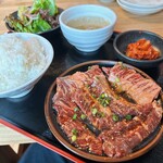 炭火焼肉 せん - せん牛ハラミランチ