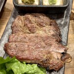 越後屋金四郎 - 牛ステーキ