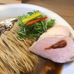 めん処 きよ洲 - シャキシャキの水菜にパプリカが美しい！