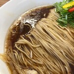 めん処 きよ洲 - 佐助豚の脂が輝いてます！