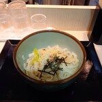 Shiran - 大通うどん 450円