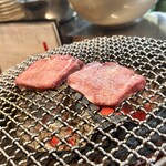 炭火焼肉ホルモンさわいし - 