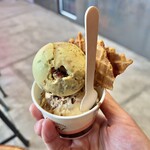 ハーロウ アイスクリームショップ - 料理写真:アイスクリーム リフト♪
