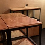 Tachinomi Izakaya Ribathi - テーブル