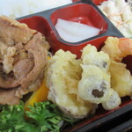 Yabuki - 海老天、野菜天、焼肉など