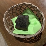 HICKORY Sea Side cafe - 