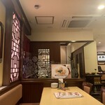 中華料理福臨門 - 店内も高級感ありで、綺麗です。