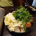 仙台名物 牛タン せり鍋 全席個室居酒屋 やぐら 仙台駅前店 - せり鍋の野菜！