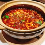 Raian - 牛スジ肉の土鍋麻婆豆腐
