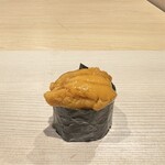 鮨 にし岡 - 雲丹(お代わりしたかったがコースで満腹だった)